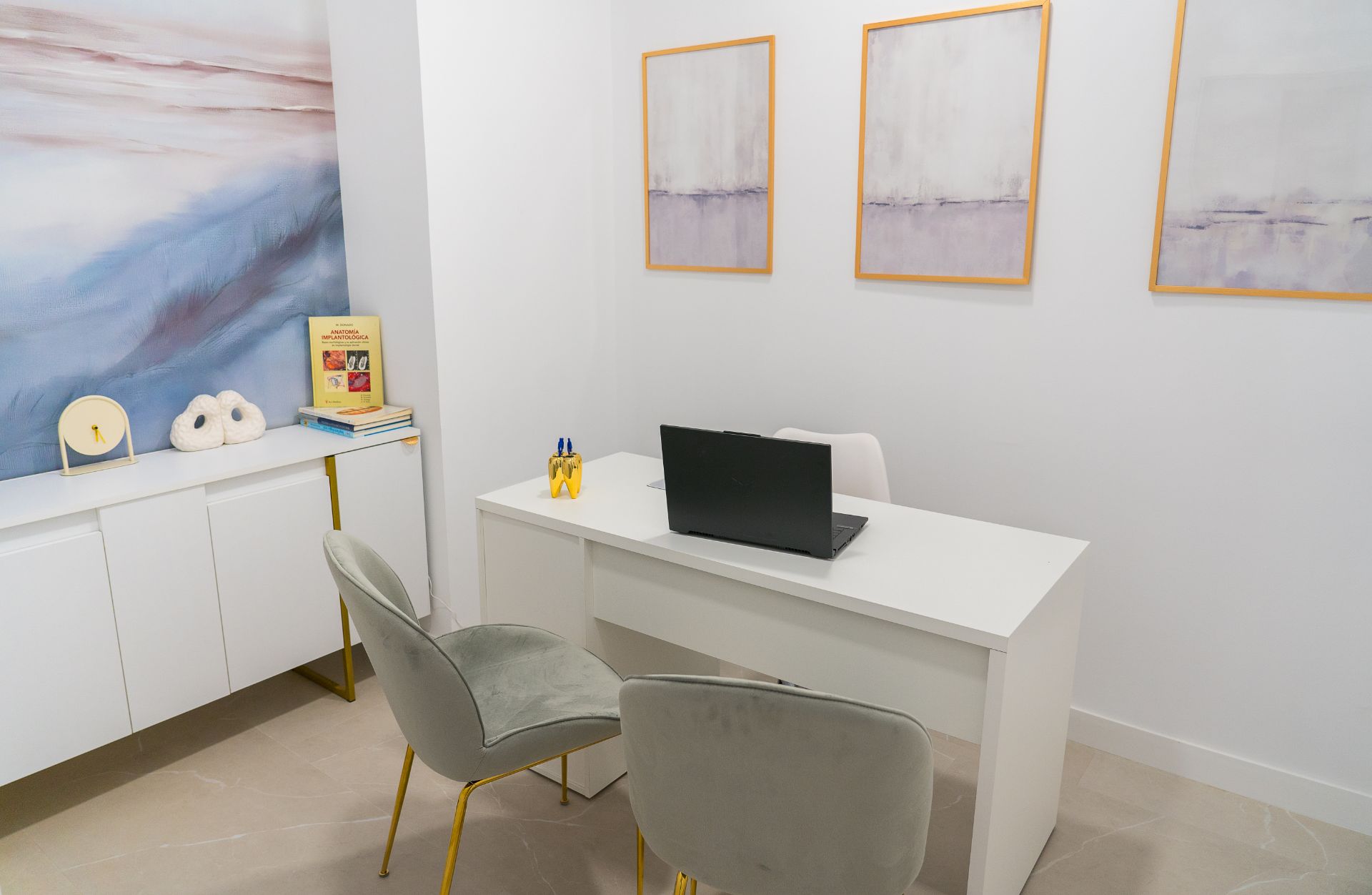 Sala de consulta de la clínica dentista